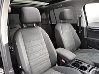 Volkswagen Touran 1.5 TSI Highline 7p | Pano | ACC | Camera | LED | Navigatie | Stoelverw. | Foto